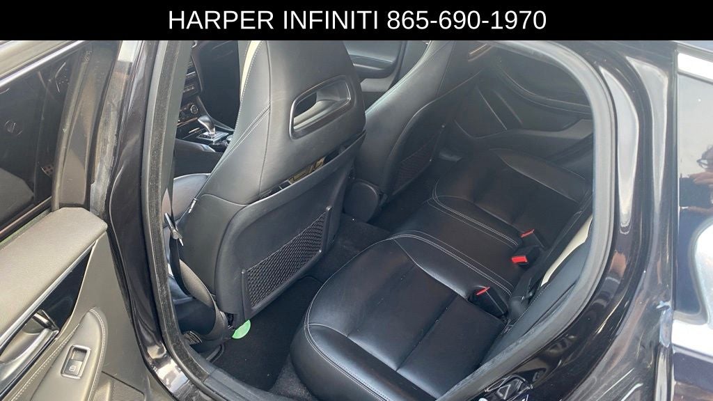 2017 INFINITI QX30 Sport