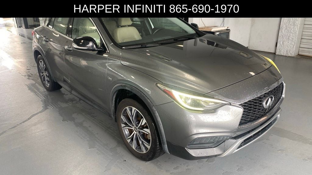 2018 INFINITI QX30 Luxury