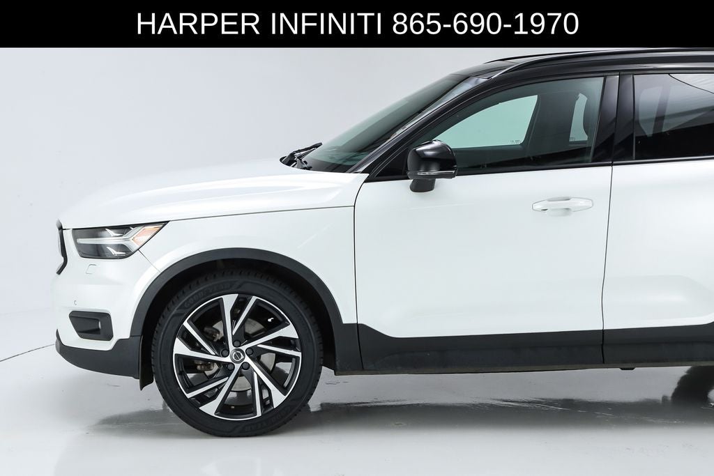 2021 Volvo XC40 R-Design