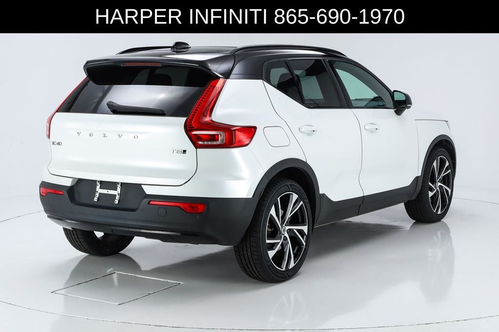 2021 Volvo XC40 R-Design
