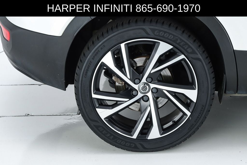 2021 Volvo XC40 R-Design