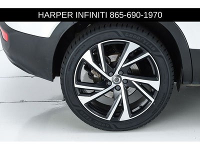 2021 Volvo XC40 R-Design